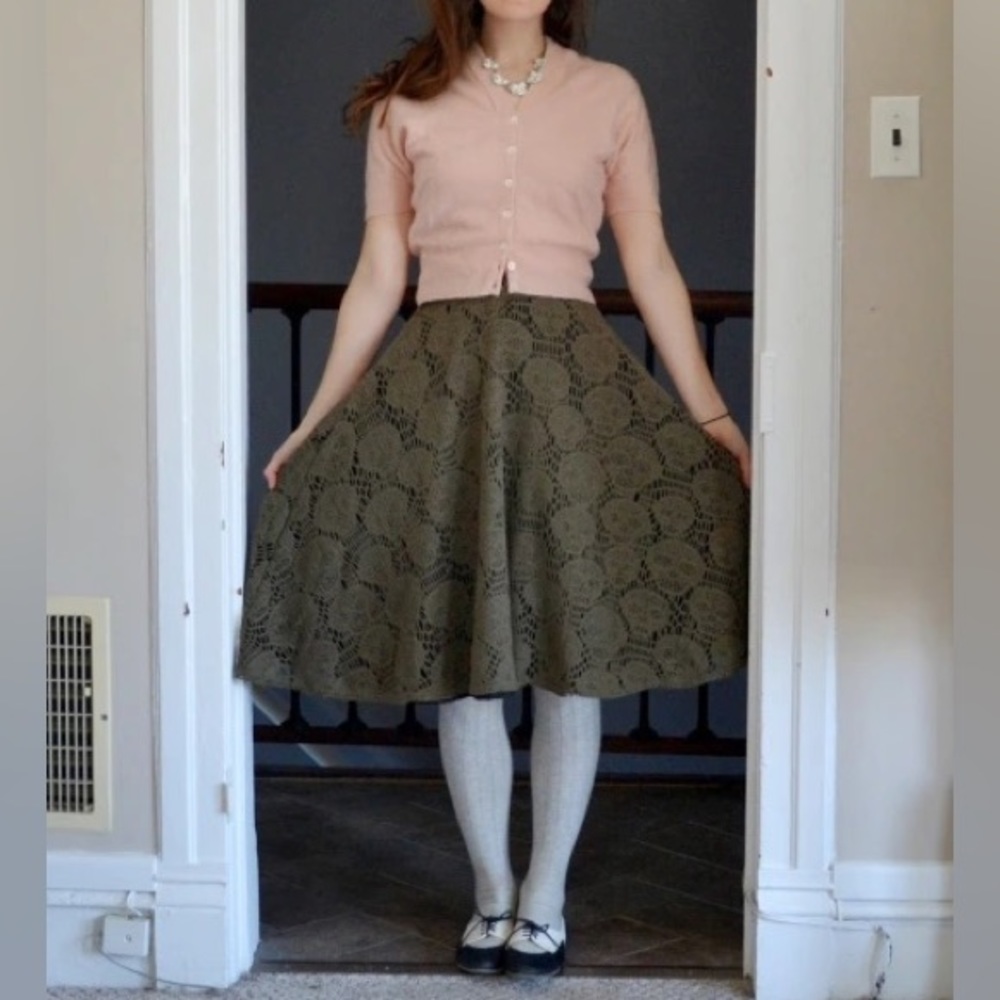 Rock Steady olive lace skull skirt • midi full skirt